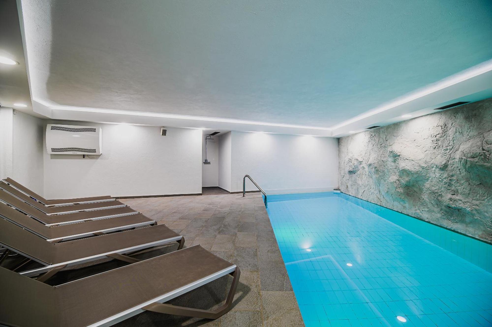 Glamping Maleric With Natural Pool Dragatuš Exteriör bild